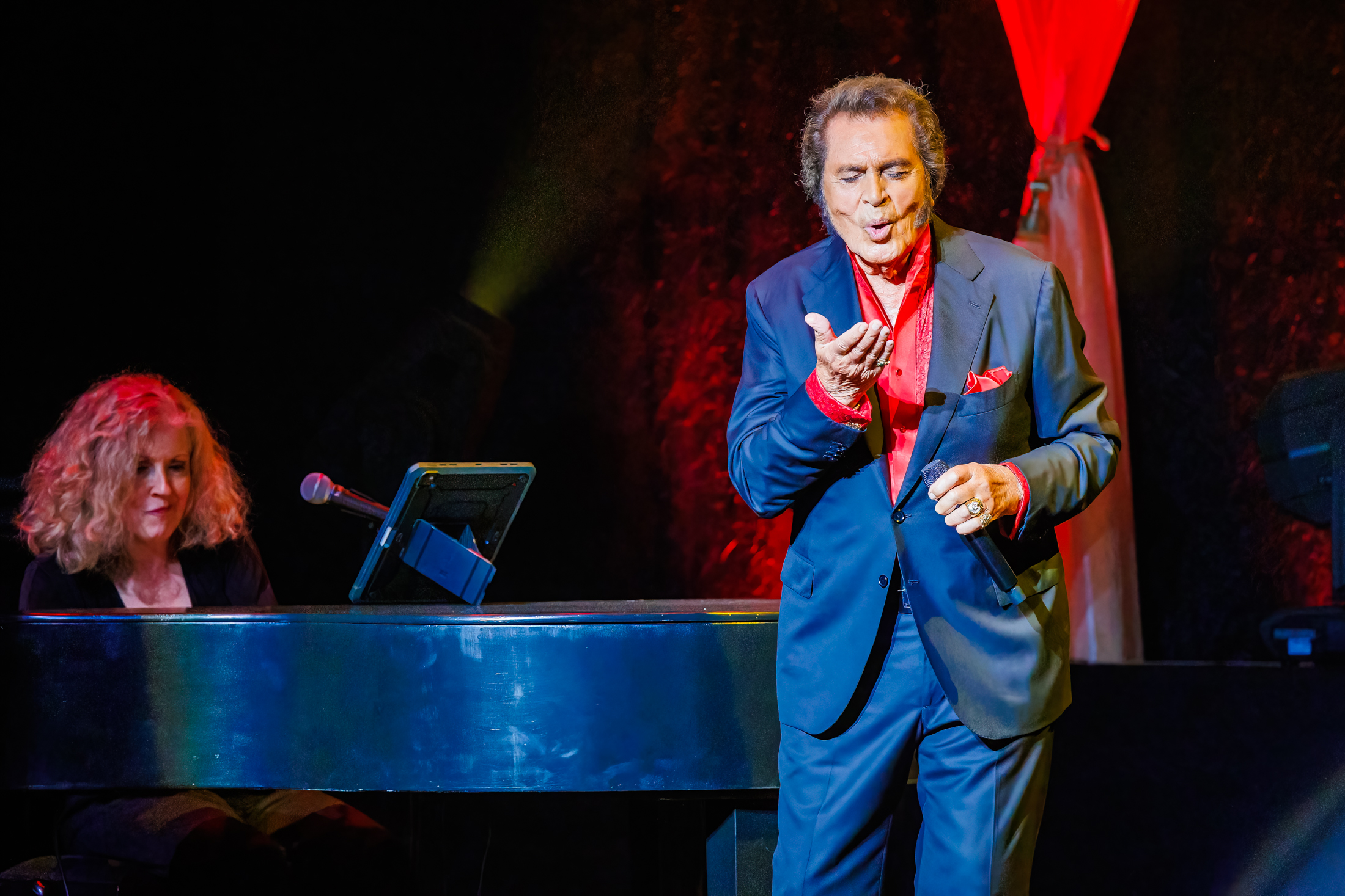Englebert Humperdinck The Last Waltz, picture 6, photographed by Paul Jongeneelen - FrontView Magazine