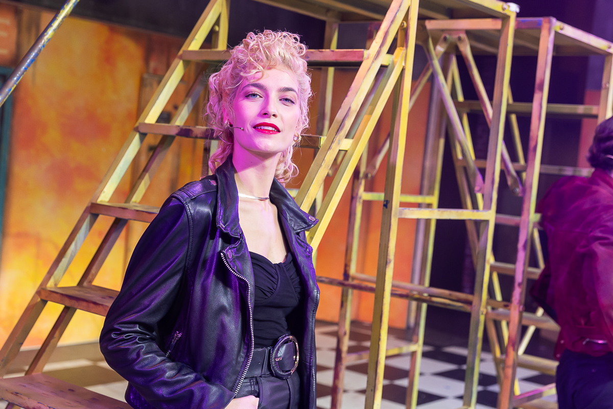 Première Grease @ Stadsschouwburg Antwerpen, picture 42, photographed by Marc Verdonck - FrontView Magazine