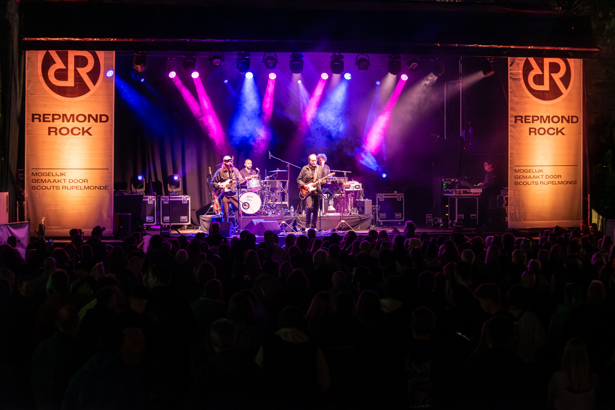 Admiral Freebee @ Repmond Rock, picture 10, photographed by Bart Janssens - FrontView Magazine