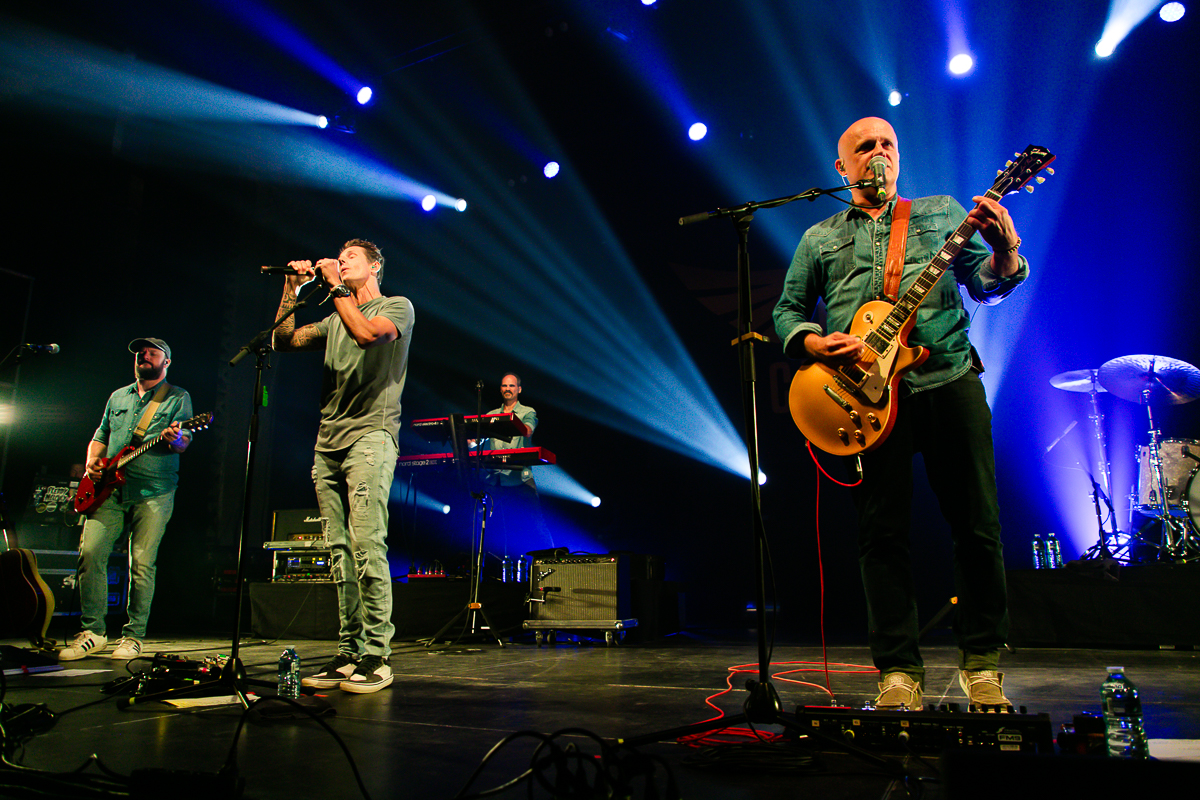 K's Choice 30th Anniversary @ La condition publique, foto 2, foto's door Anais Callens - FrontView Magazine