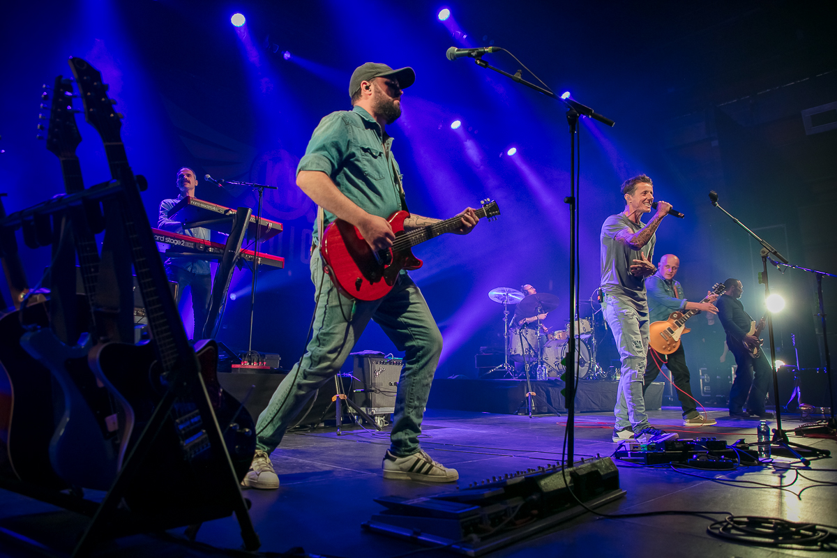 K's Choice 30th Anniversary @ La condition publique, foto 6, foto's door Anais Callens - FrontView Magazine