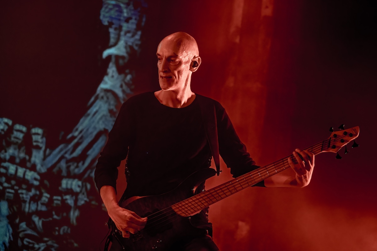 Within Temptation @ 013, picture 3, photographed by Dorien Goetschalckx - FrontView Magazine