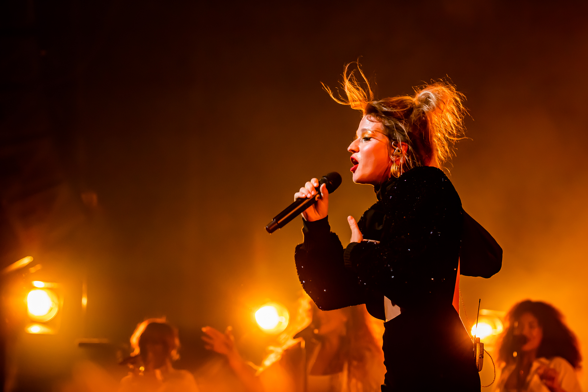 Selah Sue @ Het Depot, picture 11, photographed by Leen Verlinden - FrontView Magazine