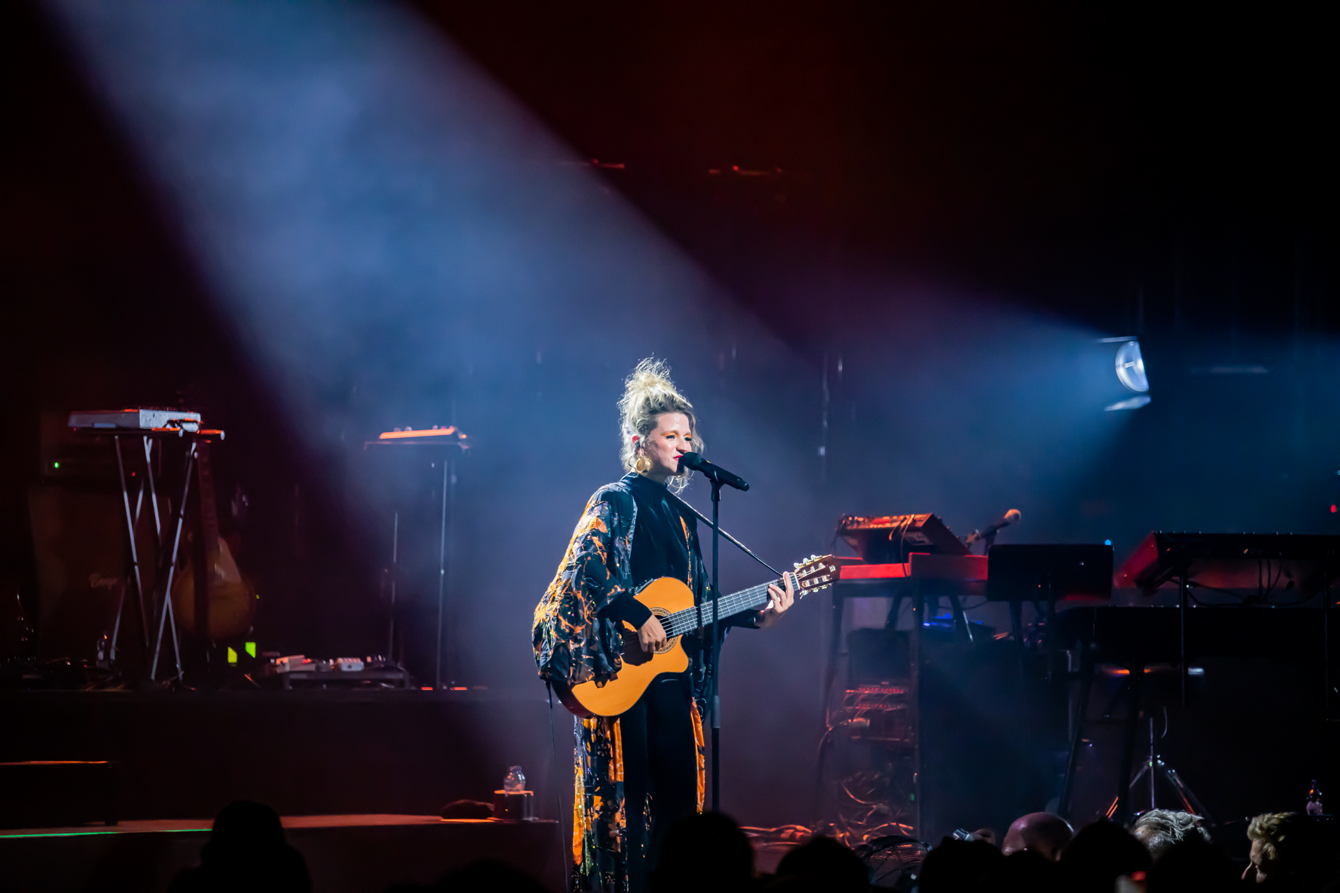 Selah Sue @ Het Depot, picture 20, photographed by Leen Verlinden - FrontView Magazine