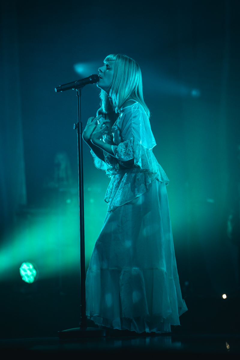Aurora @ Vorst Nationaal, picture 9, photographed by Jelle Meersschaut - FrontView Magazine