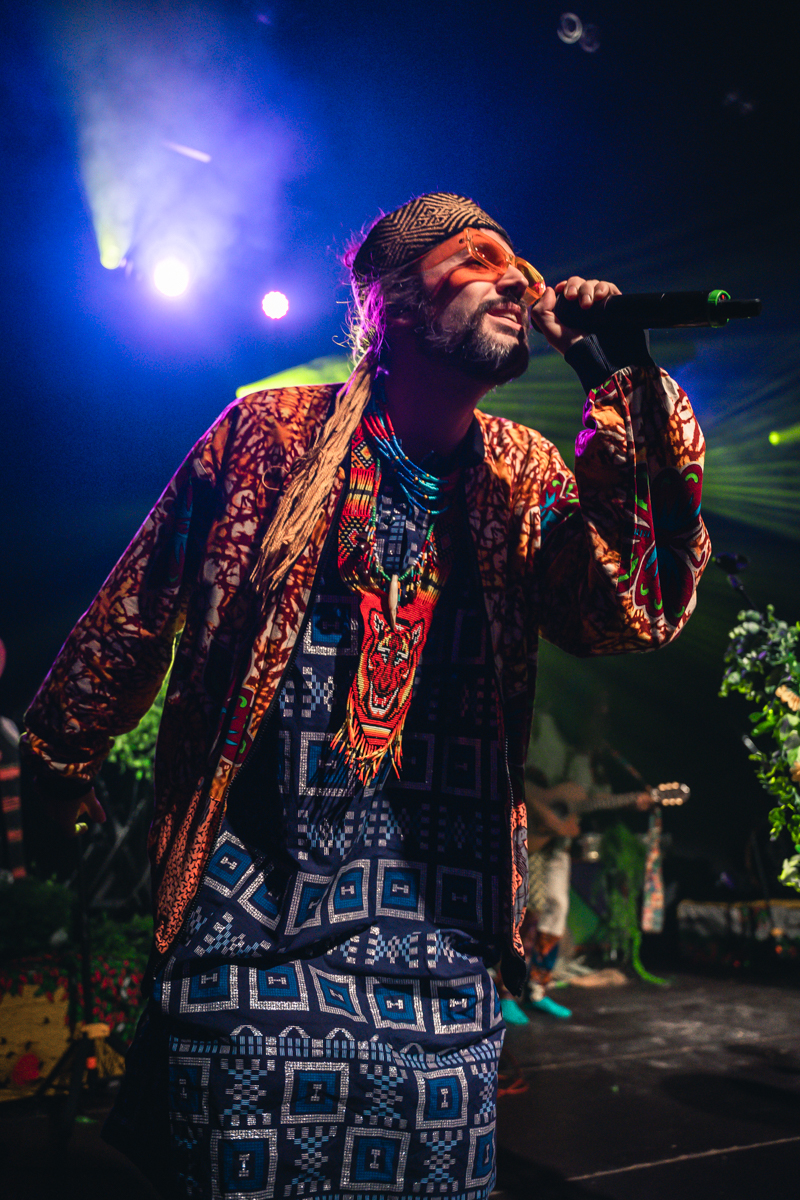 Crystal Fighters @ La Madeleine, picture 2, photographed by Jelle Meersschaut - FrontView Magazine