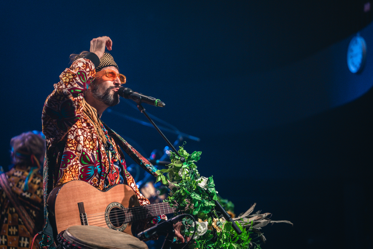 Crystal Fighters @ La Madeleine, picture 4, photographed by Jelle Meersschaut - FrontView Magazine