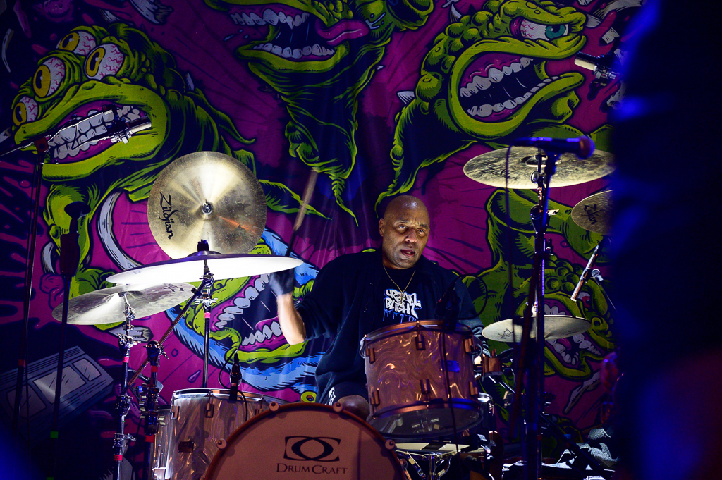 Dog Eat Dog @ 013, picture 12, photographed by Gert Daemen - FrontView Magazine