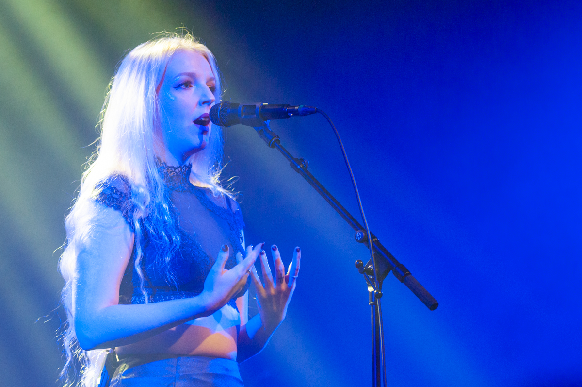 Sylvaine @ Ancienne Belgique, picture 1, photographed by Jurgen Van De Maele - FrontView Magazine