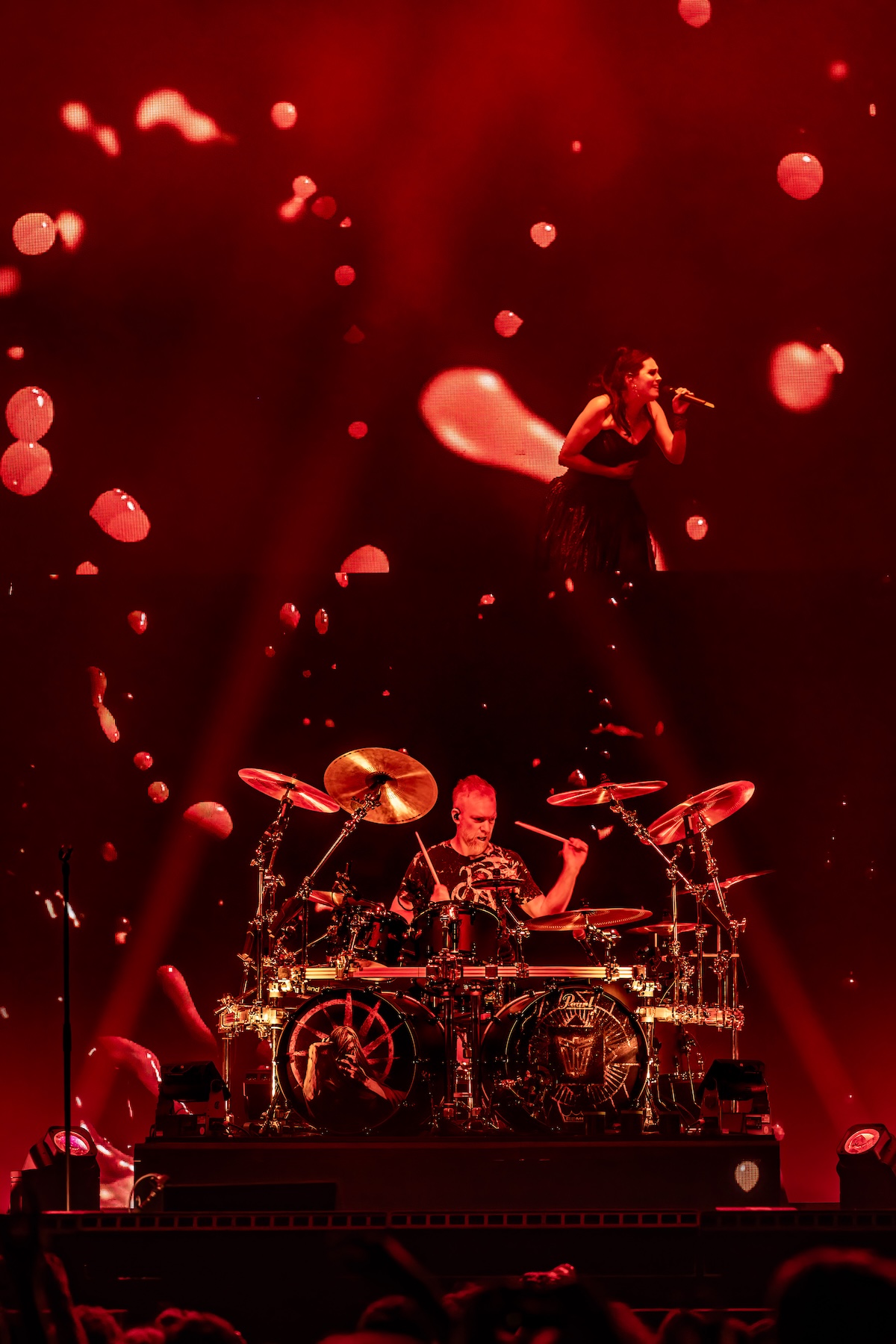 Within Temptation @ Lotto Arena, picture 8, photographed by Dorien Goetschalckx - FrontView Magazine
