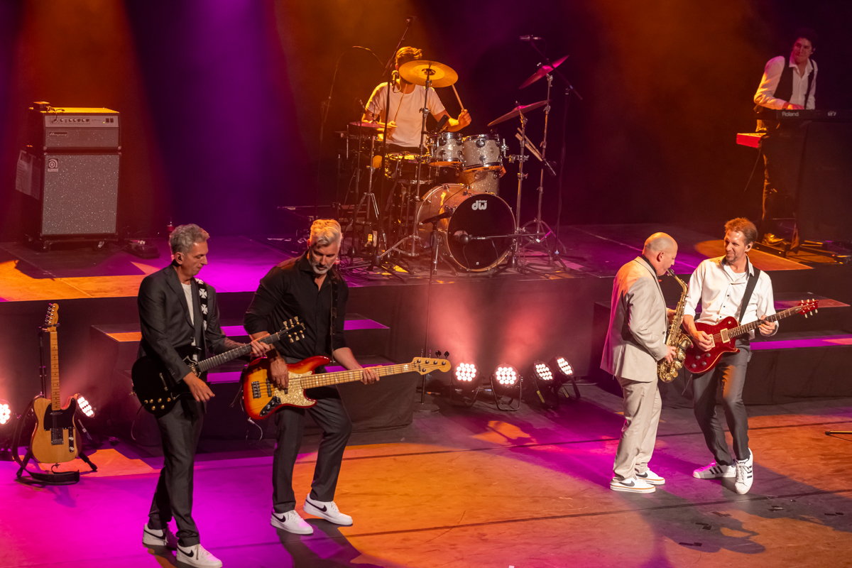 A tribute to Tina Turner @ stadsschouwburg Antwerpen, foto 35, foto's door dirk janssens - FrontView Magazine