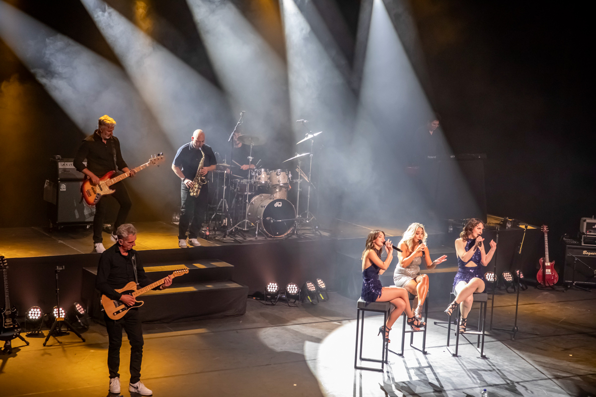 A tribute to Tina Turner @ stadsschouwburg Antwerpen, foto 45, foto's door dirk janssens - FrontView Magazine