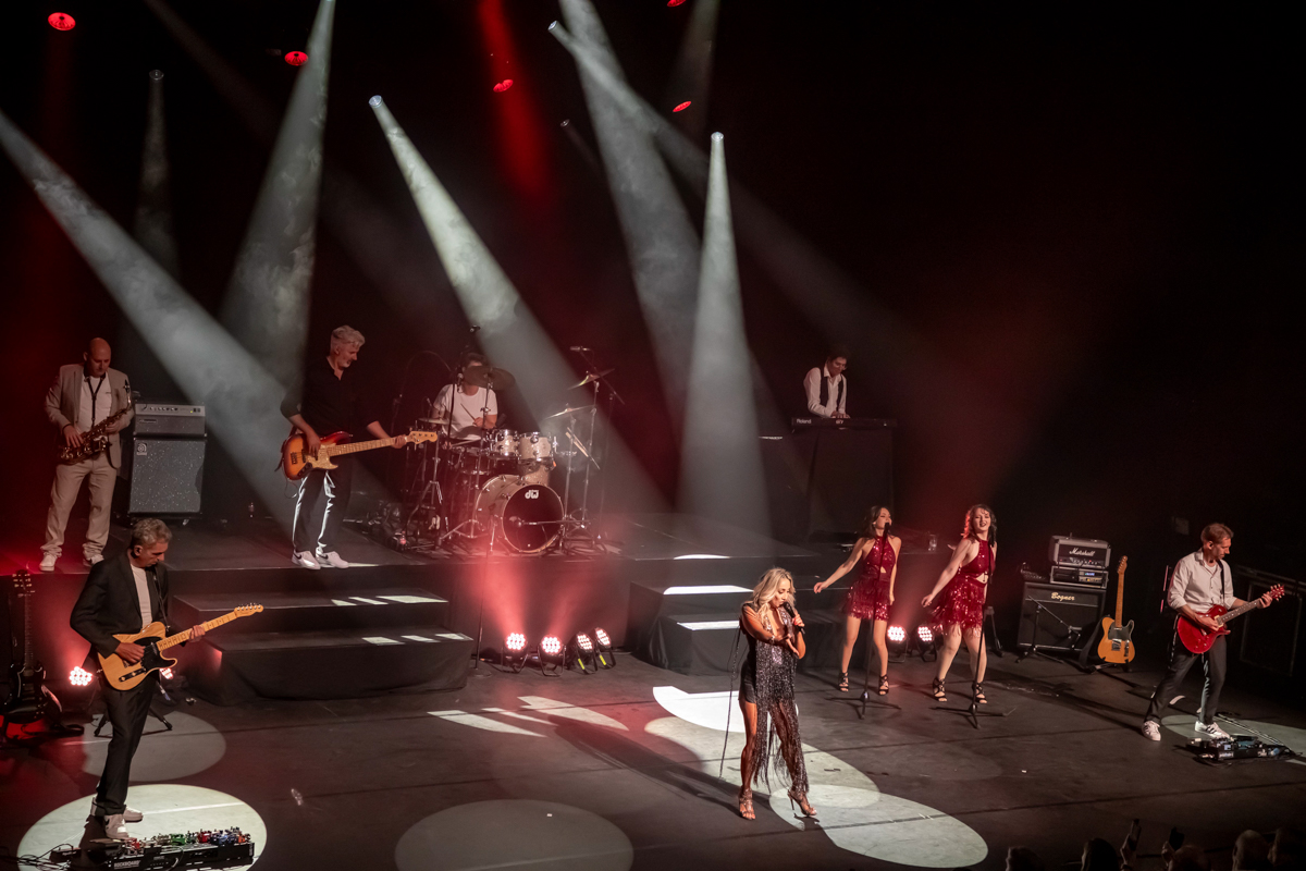A tribute to Tina Turner @ stadsschouwburg Antwerpen, foto 47, foto's door dirk janssens - FrontView Magazine