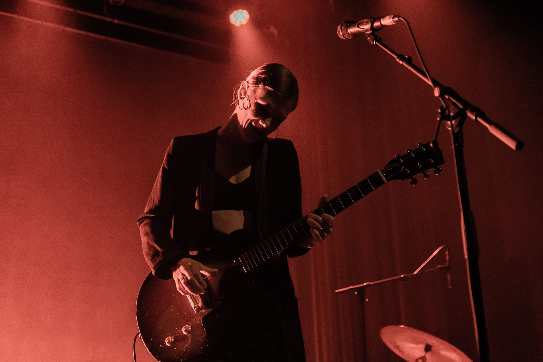 Trixie Whitley @ Het Depot, picture 8, photographed by Jürgen Bruynooghe - FrontView Magazine