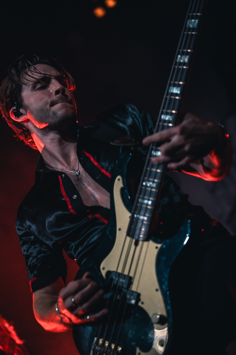 The Struts @ La Madeleine, picture 10, photographed by Jelle Meersschaut - FrontView Magazine
