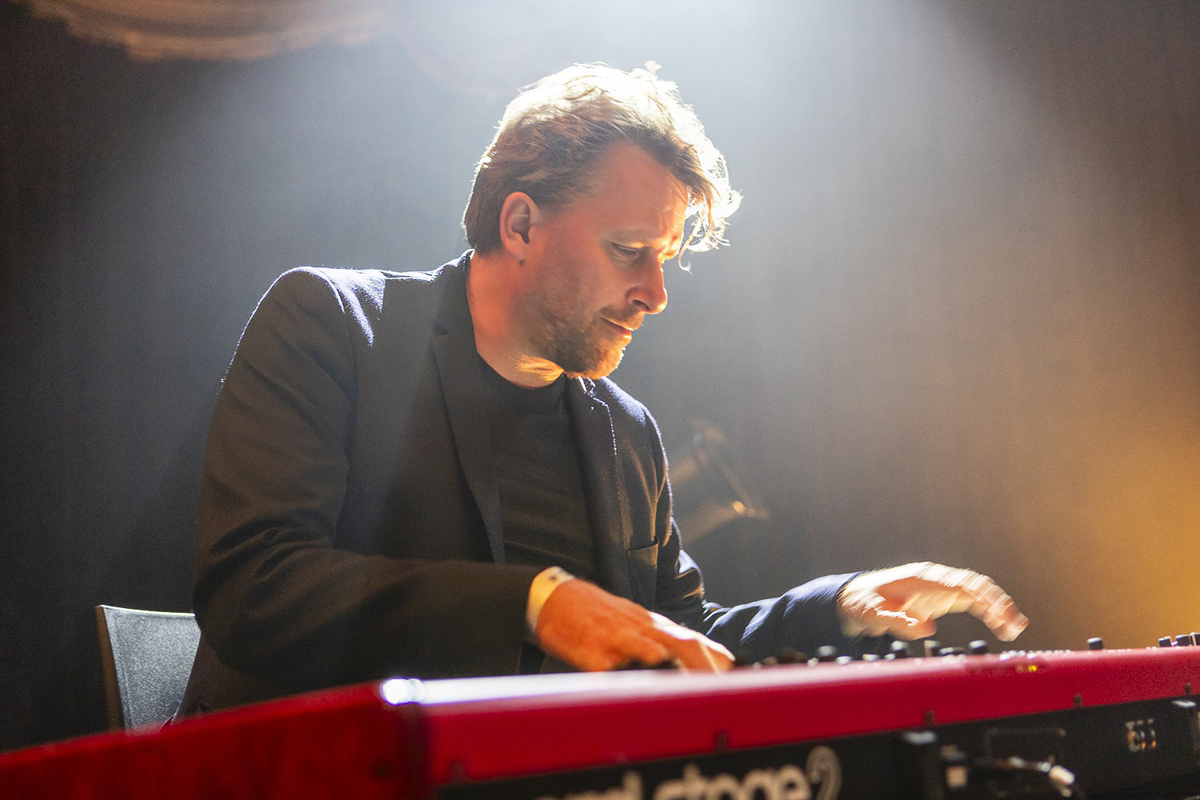 Jasper Steverlinck @ De Casino, picture 5, photographed by Edwin Houdevelt - FrontView Magazine