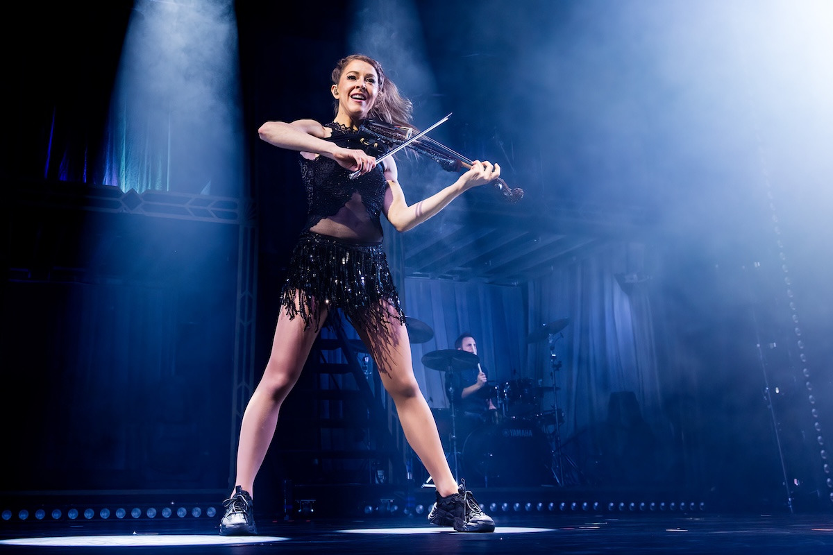 Lindsey Stirling @ Vorst Nationaal, picture 8, photographed by Dorien Goetschalckx - FrontView Magazine
