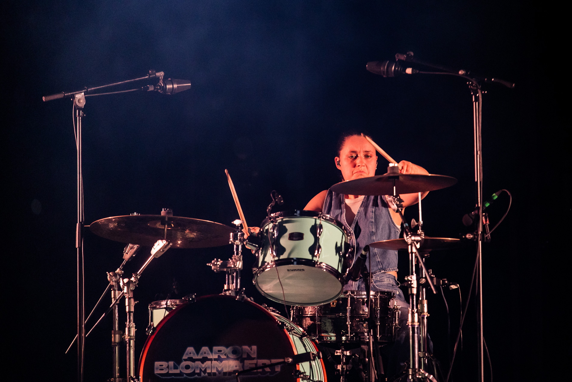 Aaron Blommaert @ Het Depot, picture 1, photographed by Jürgen Bruynooghe - FrontView Magazine