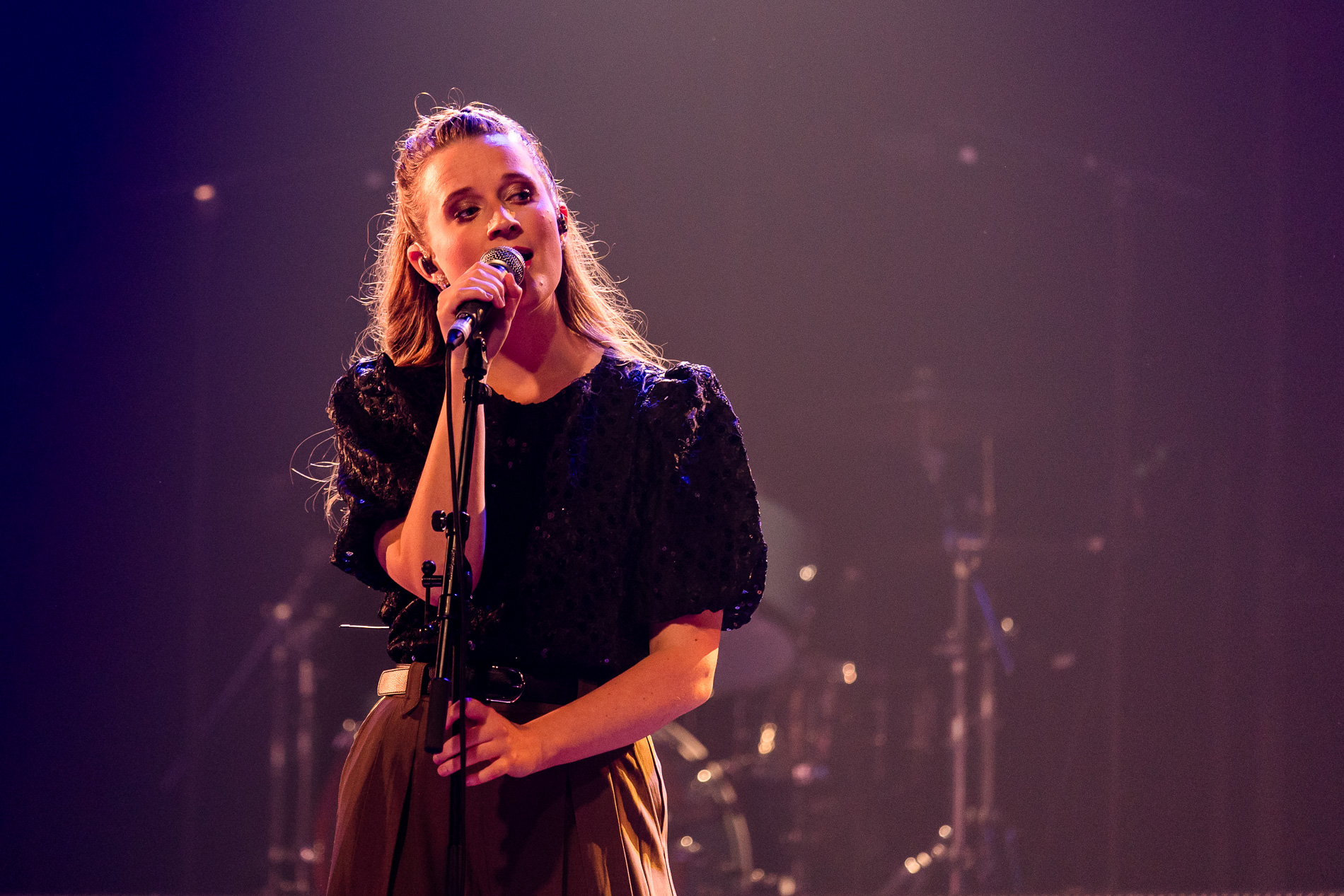 Rosann @ Het Depot, picture 4, photographed by Jürgen Bruynooghe - FrontView Magazine
