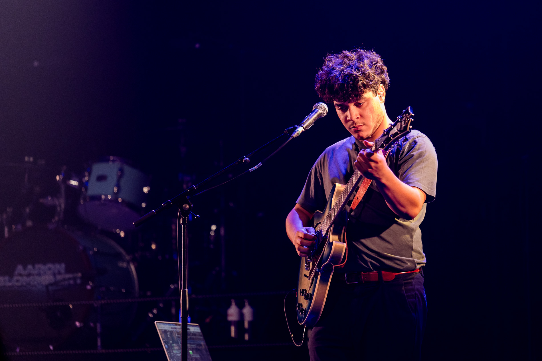 Rosann @ Het Depot, picture 5, photographed by Jürgen Bruynooghe - FrontView Magazine