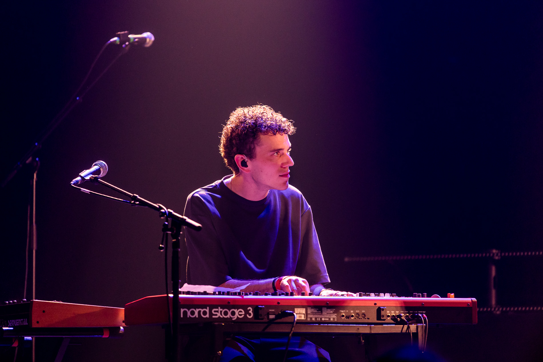 Rosann @ Het Depot, picture 15, photographed by Jürgen Bruynooghe - FrontView Magazine