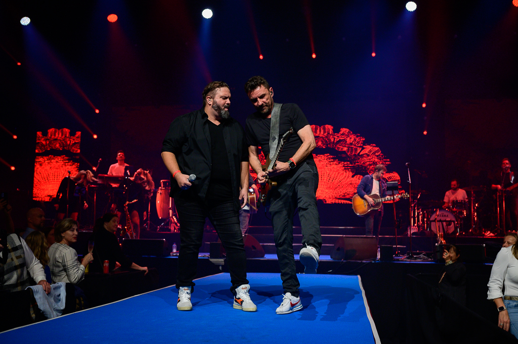 Joe Singalone party @ Antwerp expo, foto 16, foto's door Gert Daemen - FrontView Magazine
