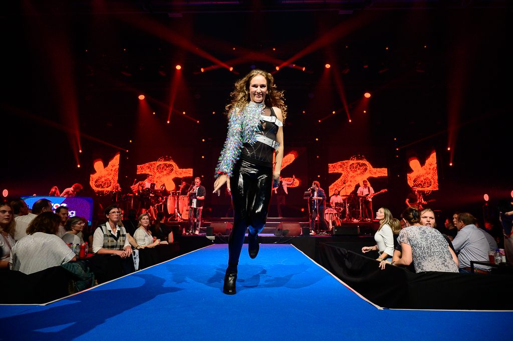 Joe Singalone party @ Antwerp expo, foto 23, foto's door Gert Daemen - FrontView Magazine
