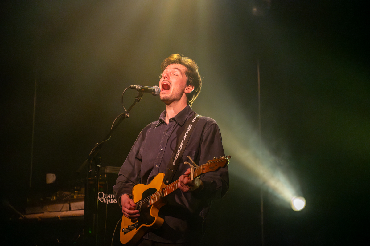Milo Meskens @ De Casino, picture 5, photographed by Bart Janssens - FrontView Magazine