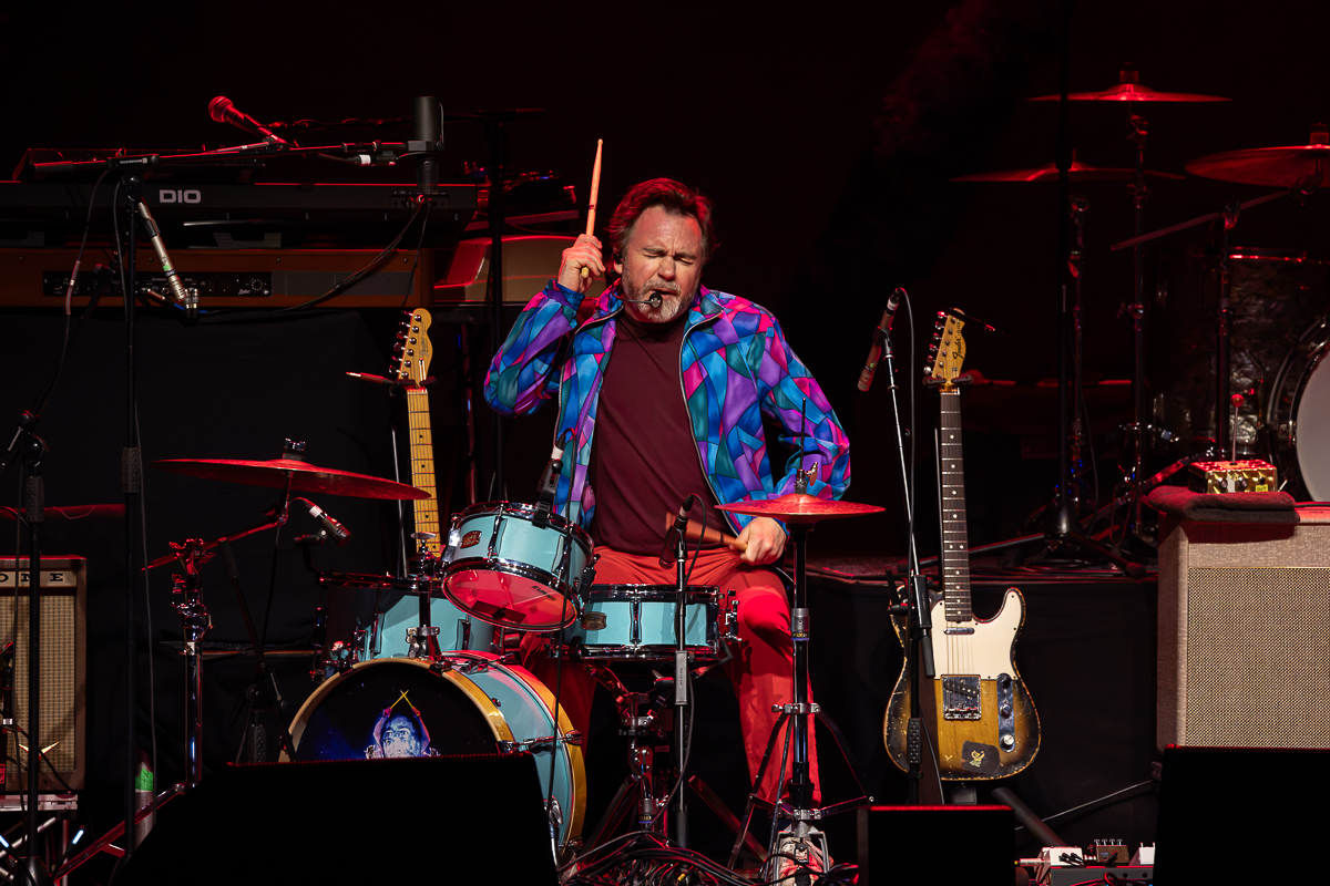 Crowded House @ 013, picture 2, photographed by David Johnson - FrontView Magazine