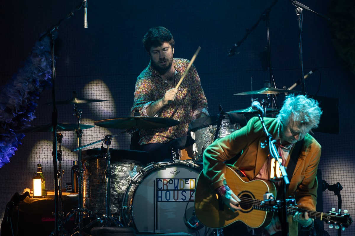 Crowded House @ 013, picture 7, photographed by David Johnson - FrontView Magazine
