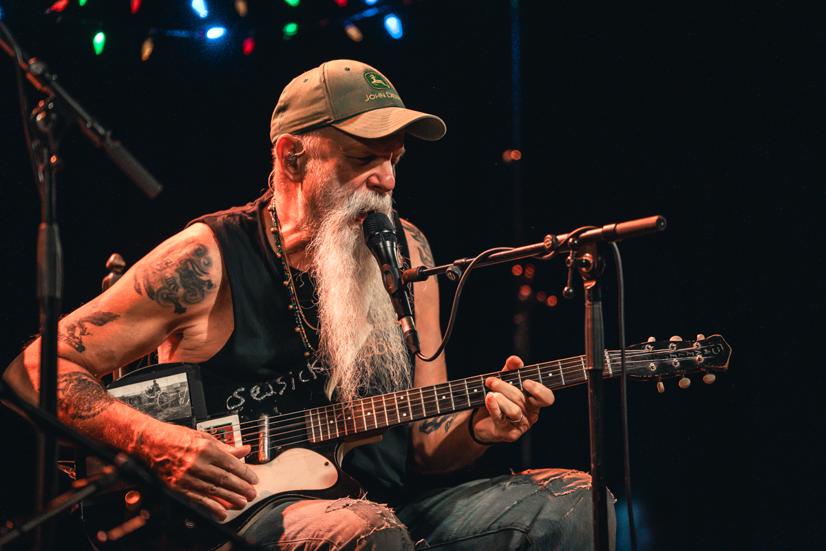 Seasick Steve @ AB, picture 5, photographed by Jelle Meersschaut - FrontView Magazine