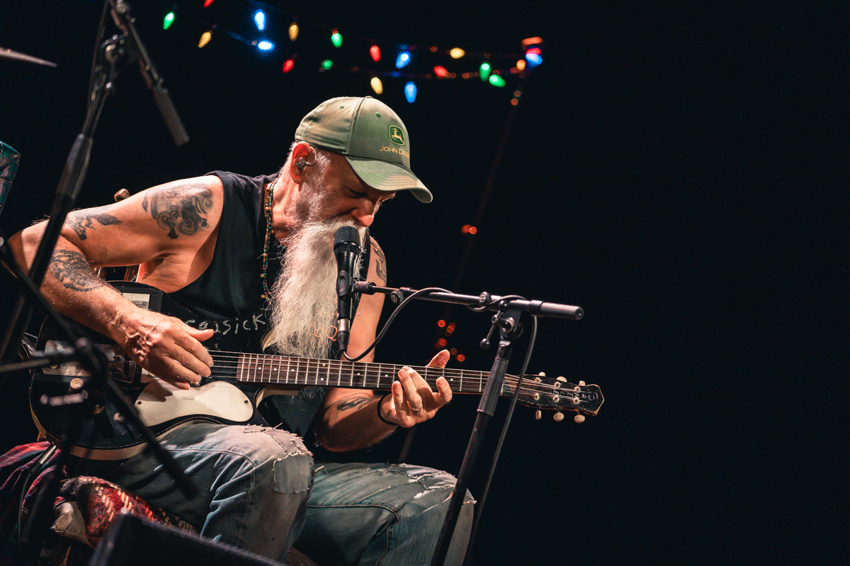 Seasick Steve @ AB, picture 9, photographed by Jelle Meersschaut - FrontView Magazine