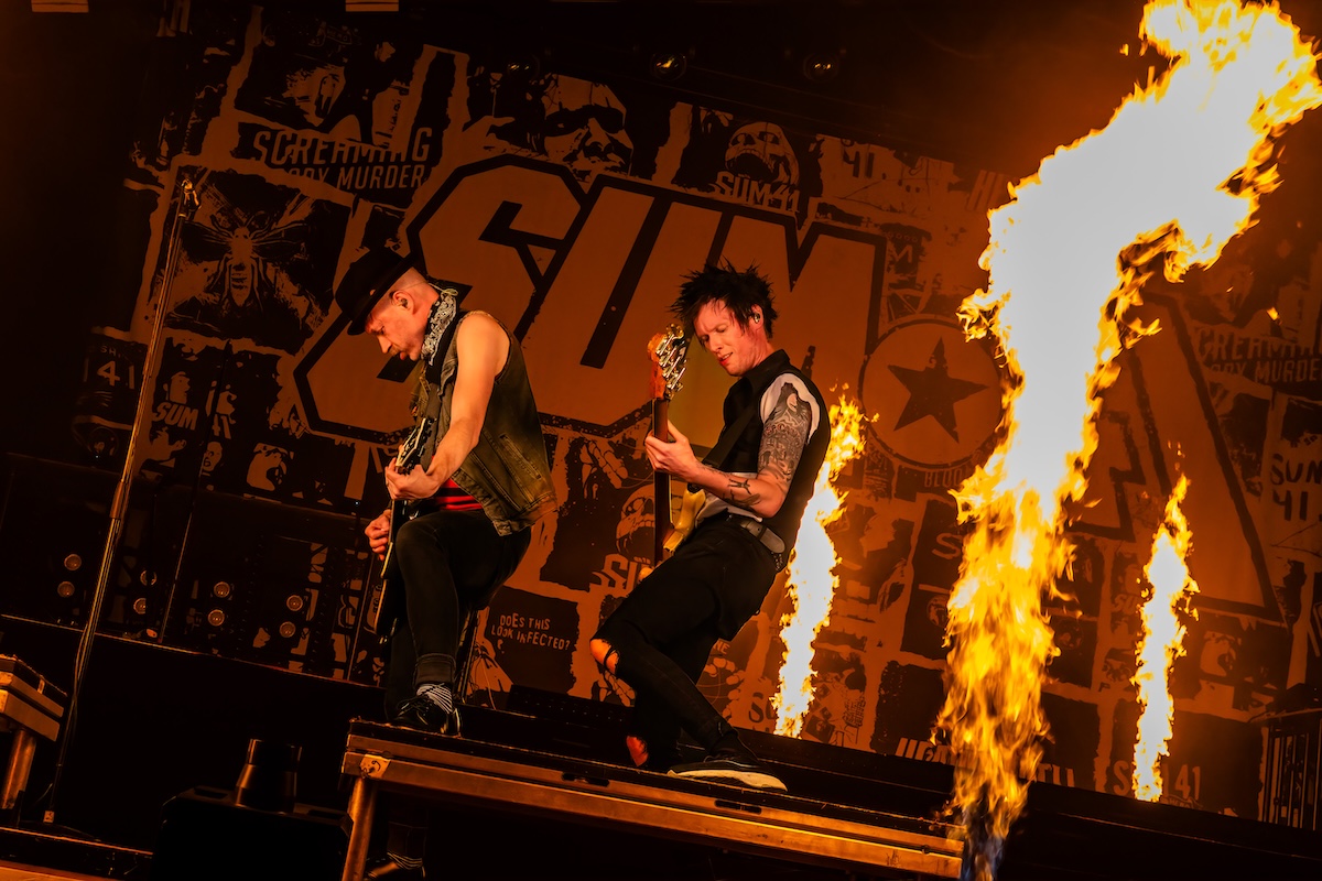 SUM 41 @ ING Arena, picture 4, photographed by Dorien Goetschalckx - FrontView Magazine