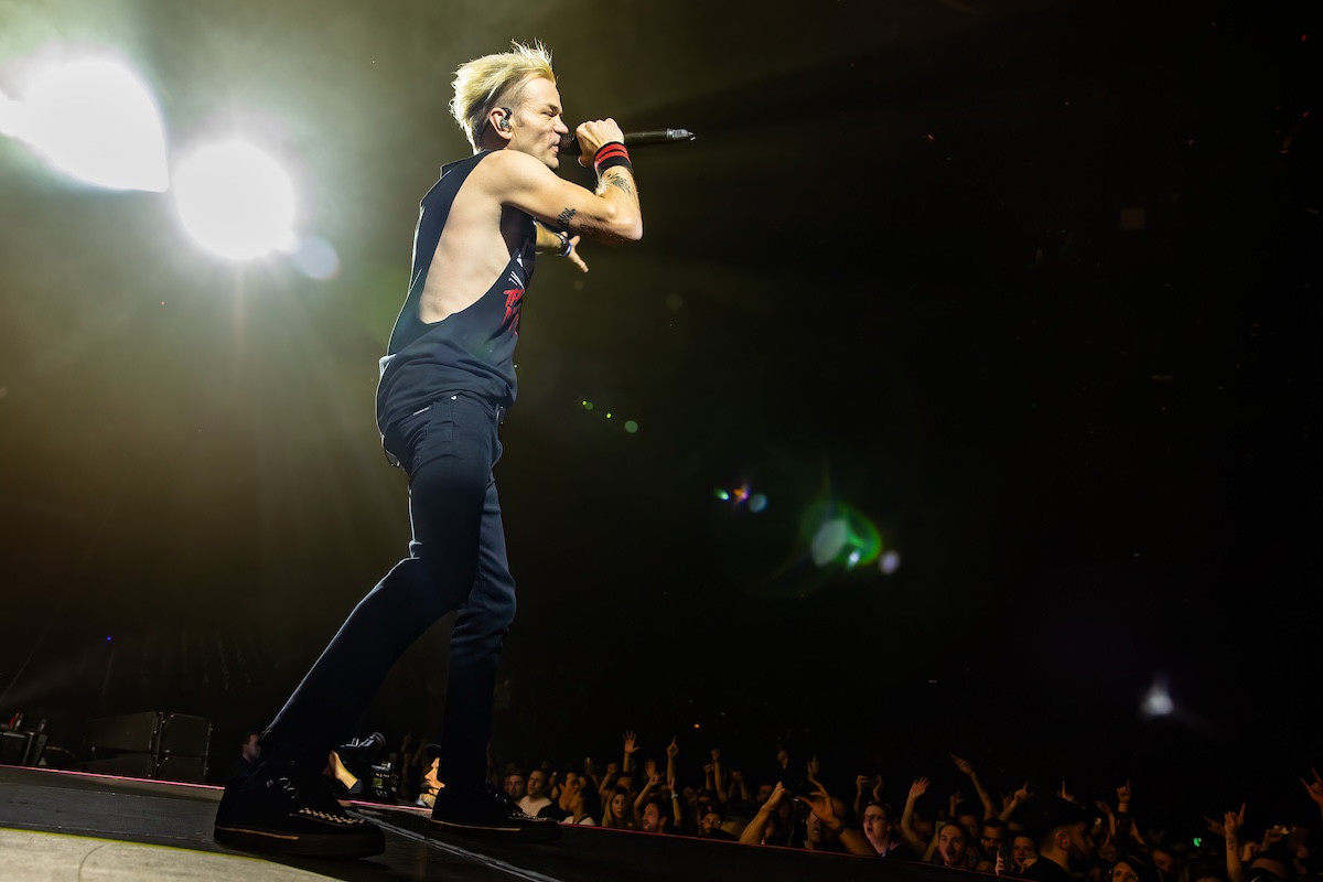 SUM 41 @ ING Arena, picture 7, photographed by Dorien Goetschalckx - FrontView Magazine