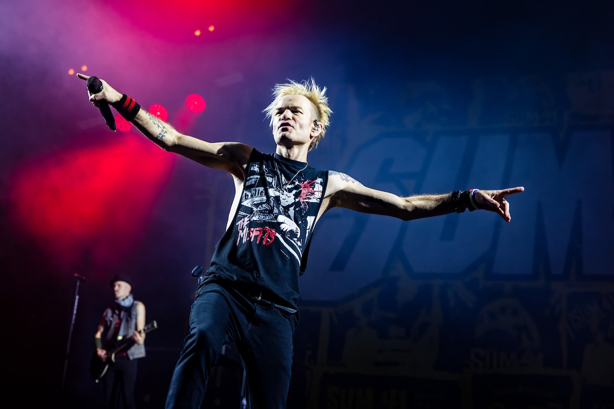 SUM 41 @ ING Arena, picture 8, photographed by Dorien Goetschalckx - FrontView Magazine