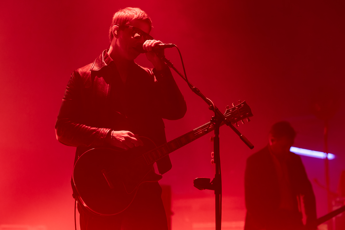 Interpol @ De Roma, picture 3, photographed by David Johnson - FrontView Magazine