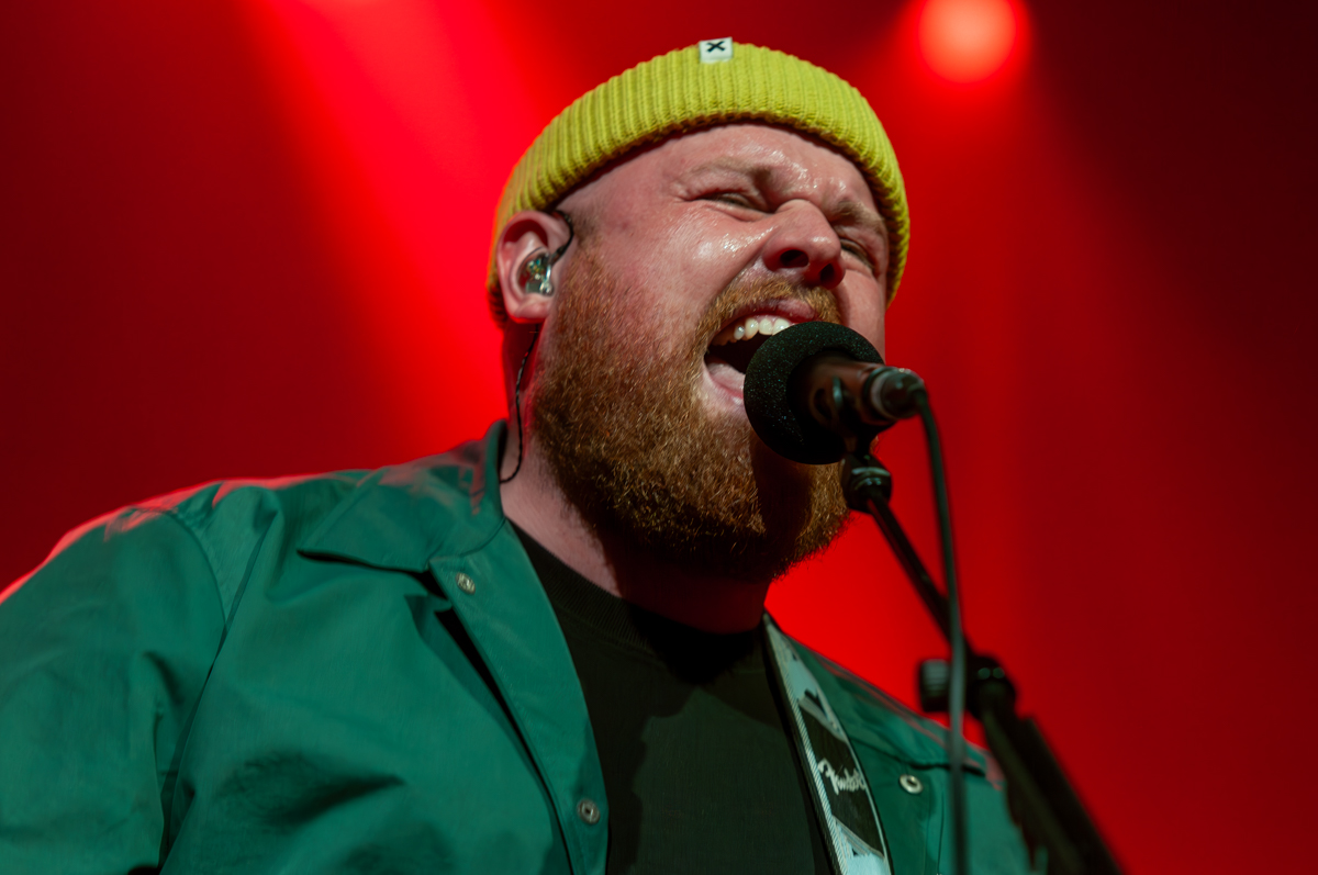 Tom Walker @ Ancienne Belgique, picture 5, photographed by Jurgen Van De Maele - FrontView Magazine