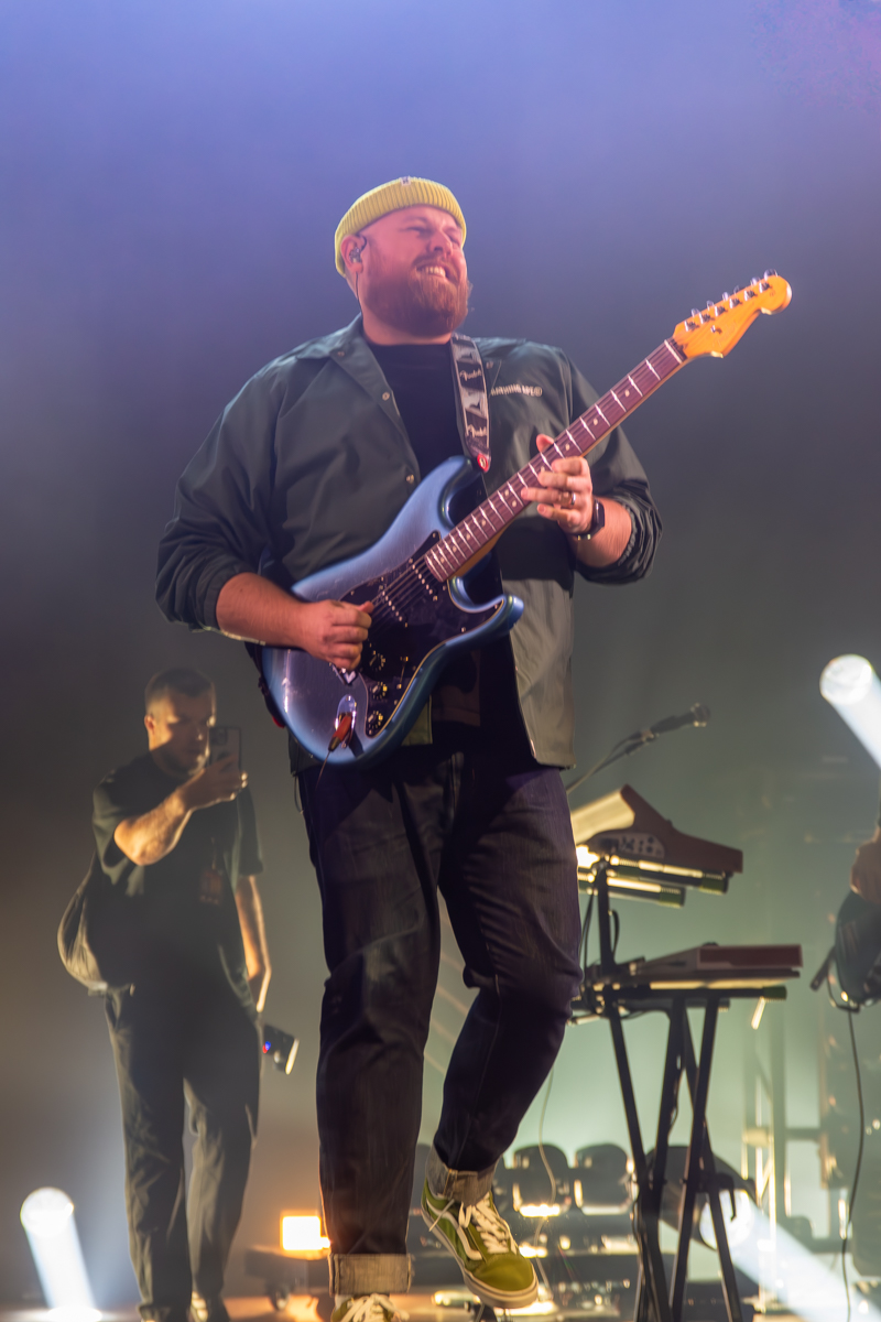 Tom Walker @ Ancienne Belgique, picture 10, photographed by Jurgen Van De Maele - FrontView Magazine