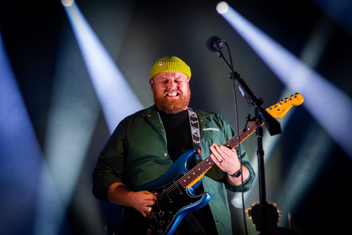 Tom Walker @ Ancienne Belgique, picture 18, photographed by Jurgen Van De Maele - FrontView Magazine