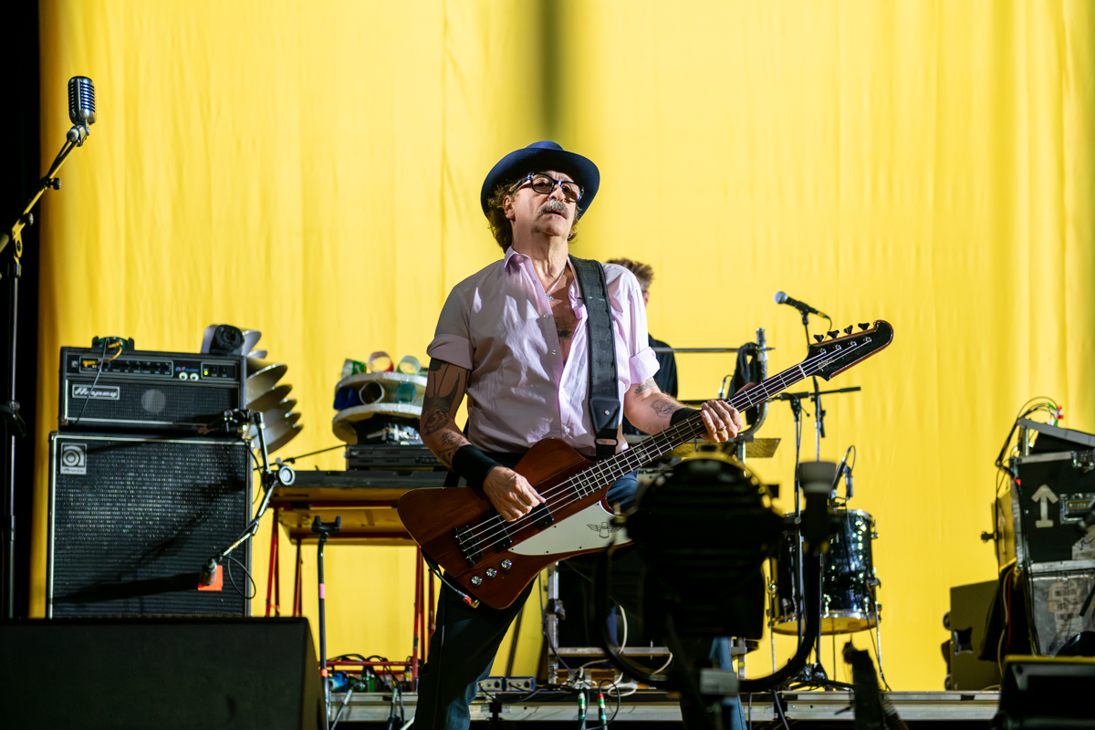 Einstürzende Neubauten @ De Roma, picture 4, photographed by Bart Janssens - FrontView Magazine