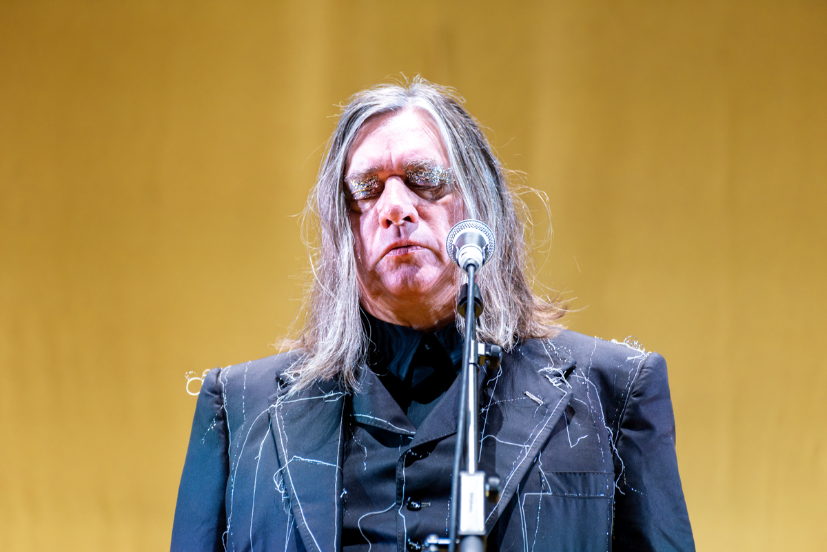 Einstürzende Neubauten @ De Roma, picture 5, photographed by Bart Janssens - FrontView Magazine
