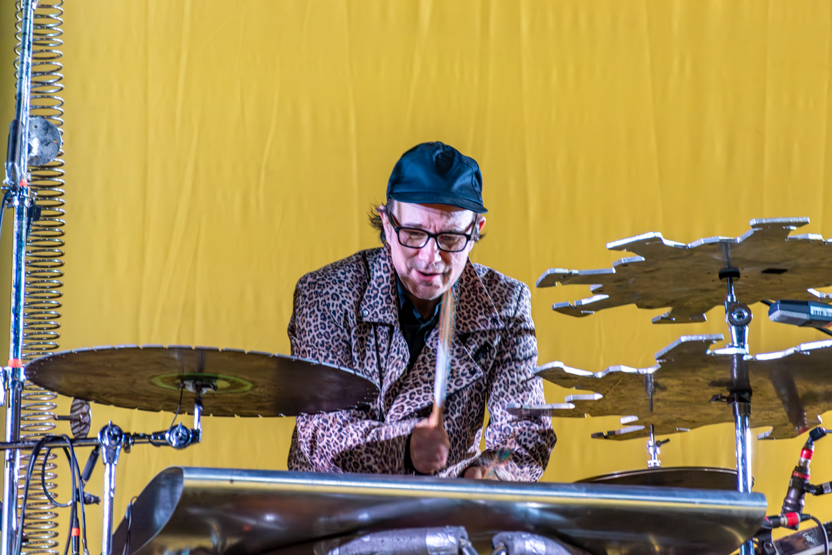Einstürzende Neubauten @ De Roma, picture 14, photographed by Bart Janssens - FrontView Magazine