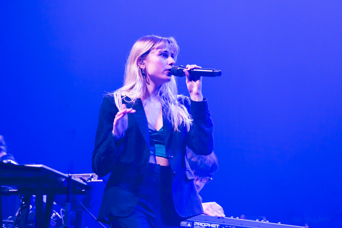 Charlot @ Lotto Arena, picture 1, photographed by dirk janssens - FrontView Magazine