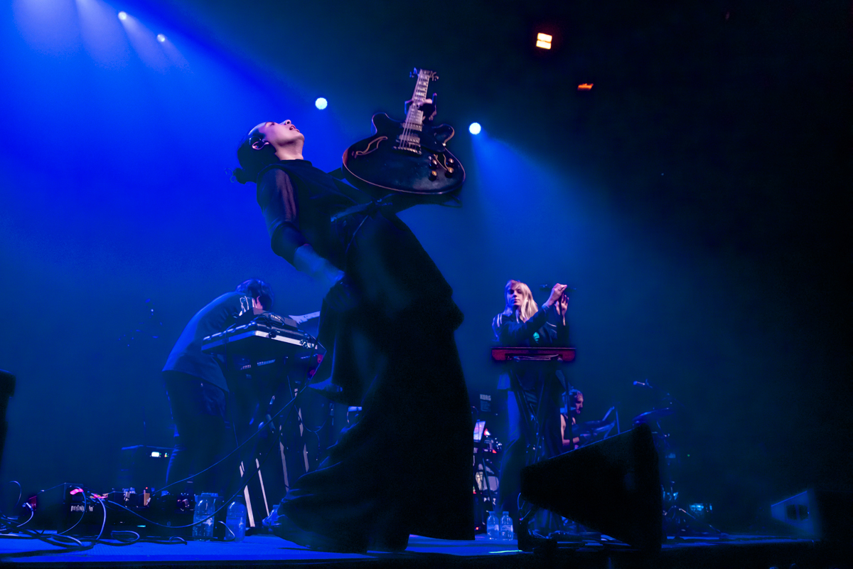 Charlot @ Lotto Arena, picture 9, photographed by dirk janssens - FrontView Magazine