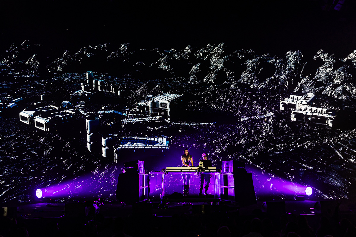 SEAT TMF Awards afterparty @ Expo Antwerpen, picture 18, photographed by Marc Verdonck - FrontView Magazine