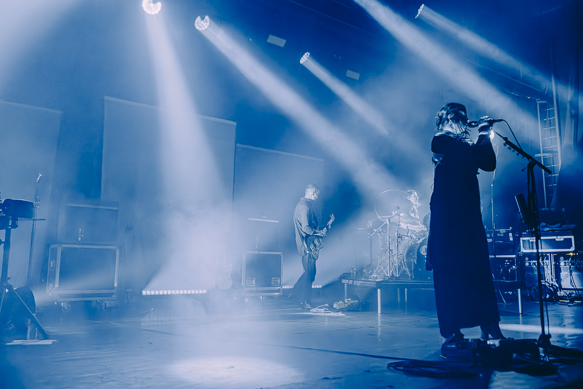 Chelsea Wolfe @ Trix, picture 9, photographed by Peter Smet - FrontView Magazine