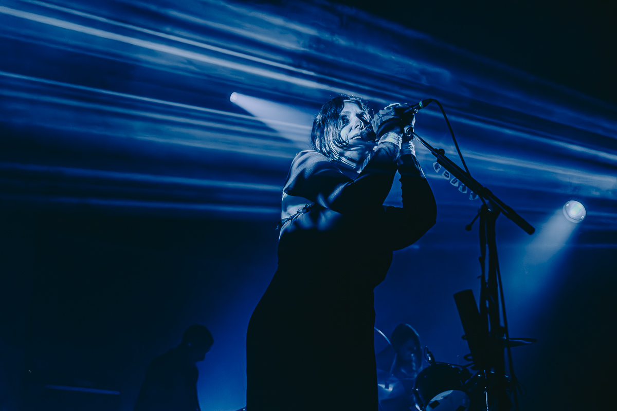 Chelsea Wolfe @ Trix, picture 10, photographed by Peter Smet - FrontView Magazine