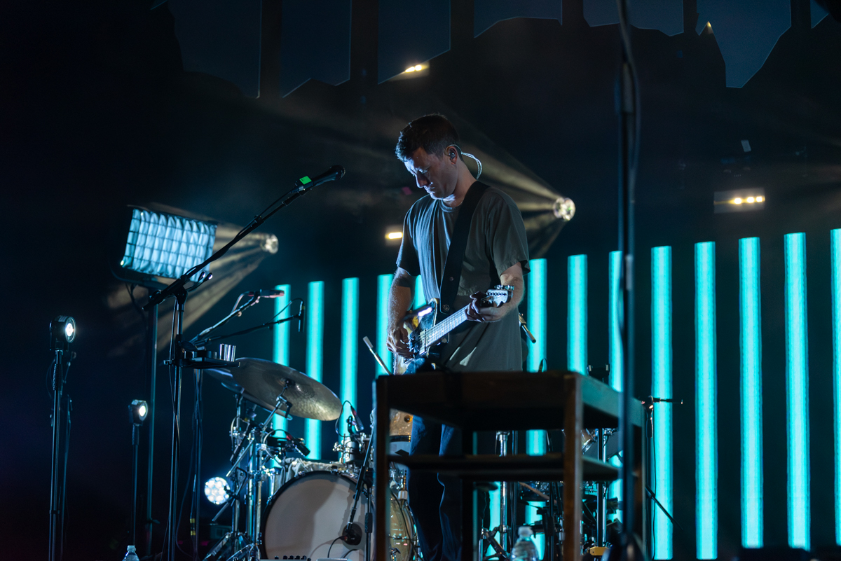 Ben Howard @ Vorst Nationaal, picture 20, photographed by Bart Janssens - FrontView Magazine