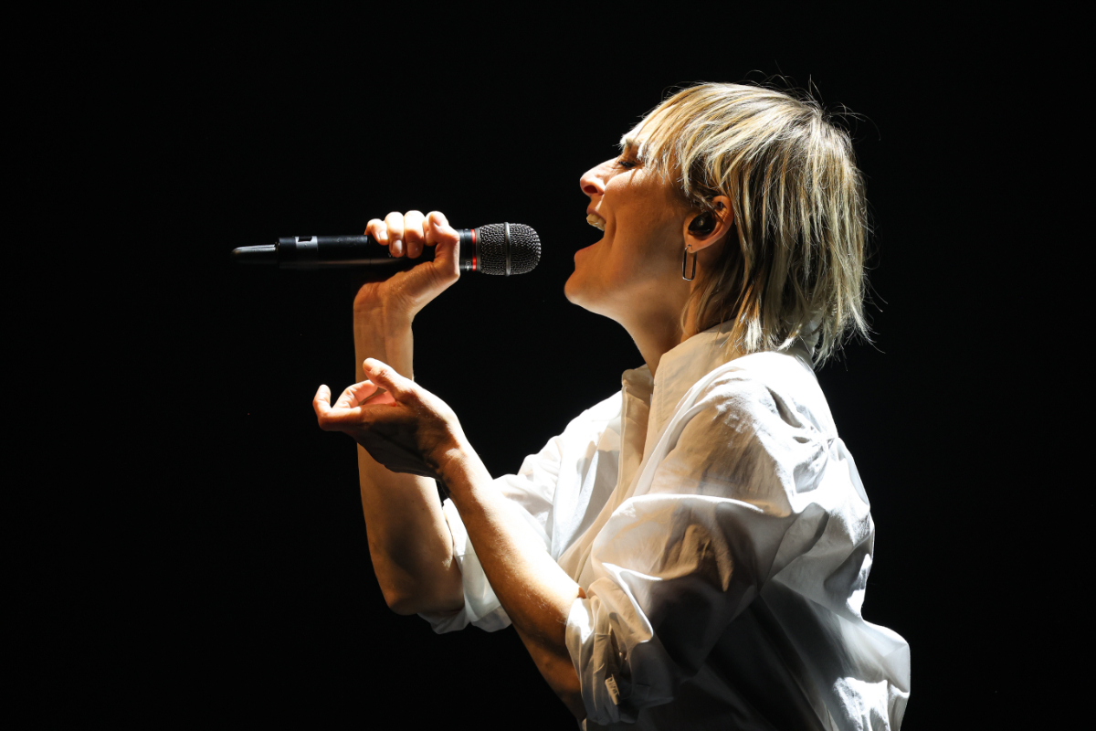 Hooverphonic and Strings Hooverphonic @ Muziekgebouw Eindhoven, picture 20, photographed by Kitty van de Waart - FrontView Magazine