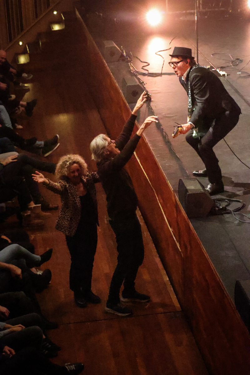 Hooverphonic and Strings Hooverphonic @ Muziekgebouw Eindhoven, picture 28, photographed by Kitty van de Waart - FrontView Magazine